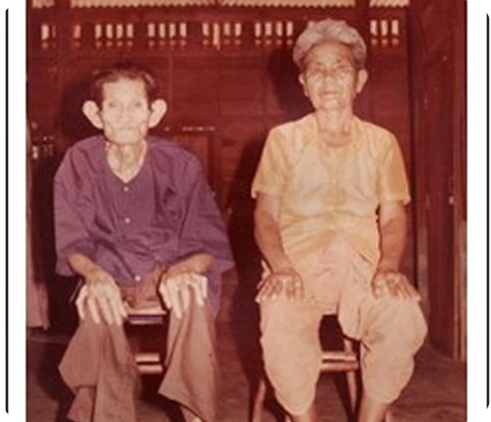 Homprang Chaleekanha grandmother Paht​ Rectangle 23752